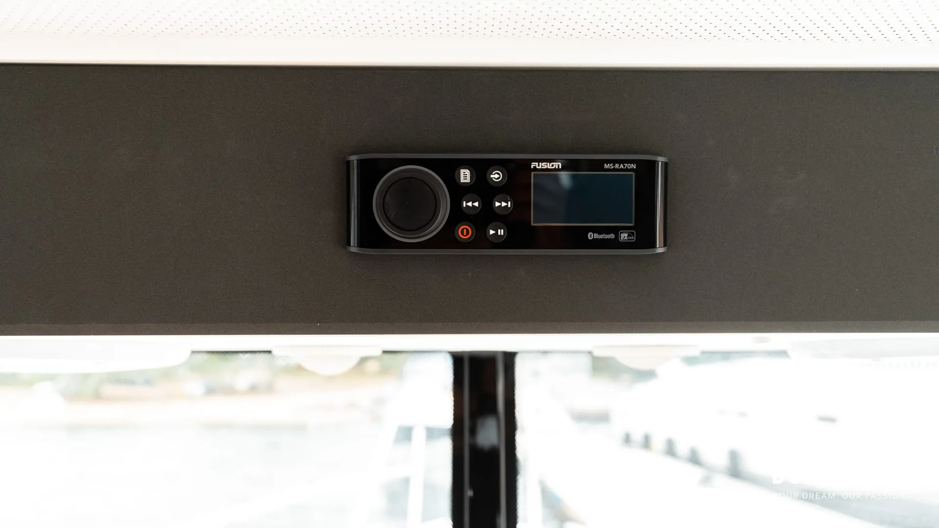 Paragon 31 Cabin - Image 68