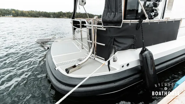 Paragon 31 Cabin