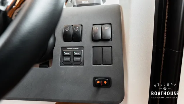 Paragon 31 Cabin
