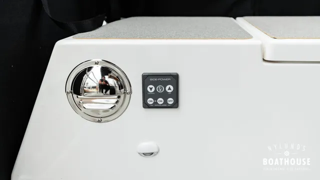 Paragon 31 Cabin