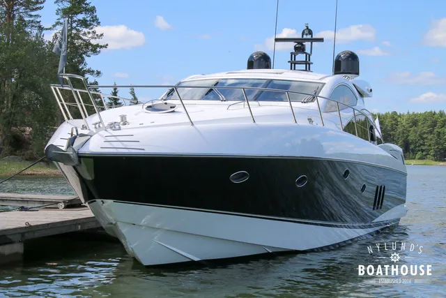 Sunseeker Predator 62