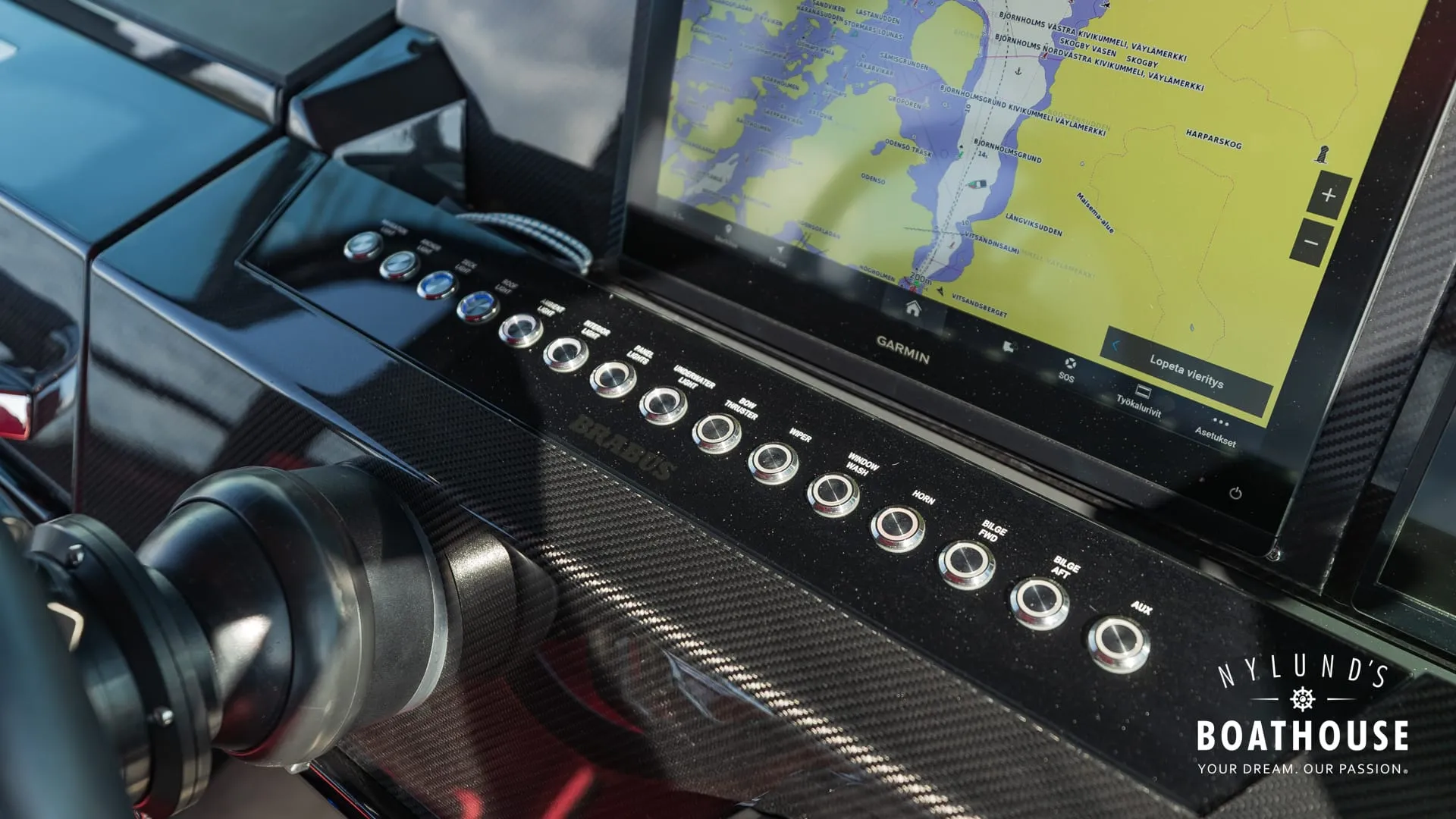 Axopar Brabus Shadow 800 Sun Top - Image 56