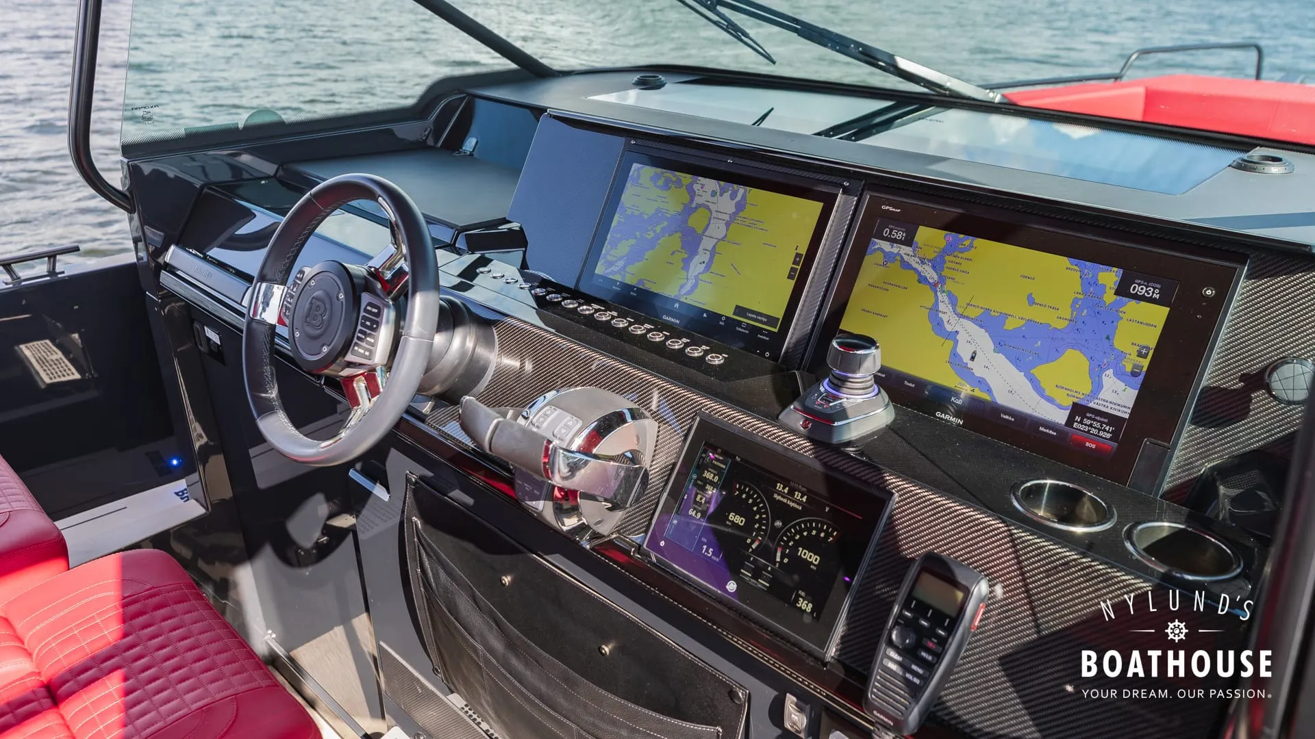 Axopar Brabus Shadow 800 Sun Top - Image 36