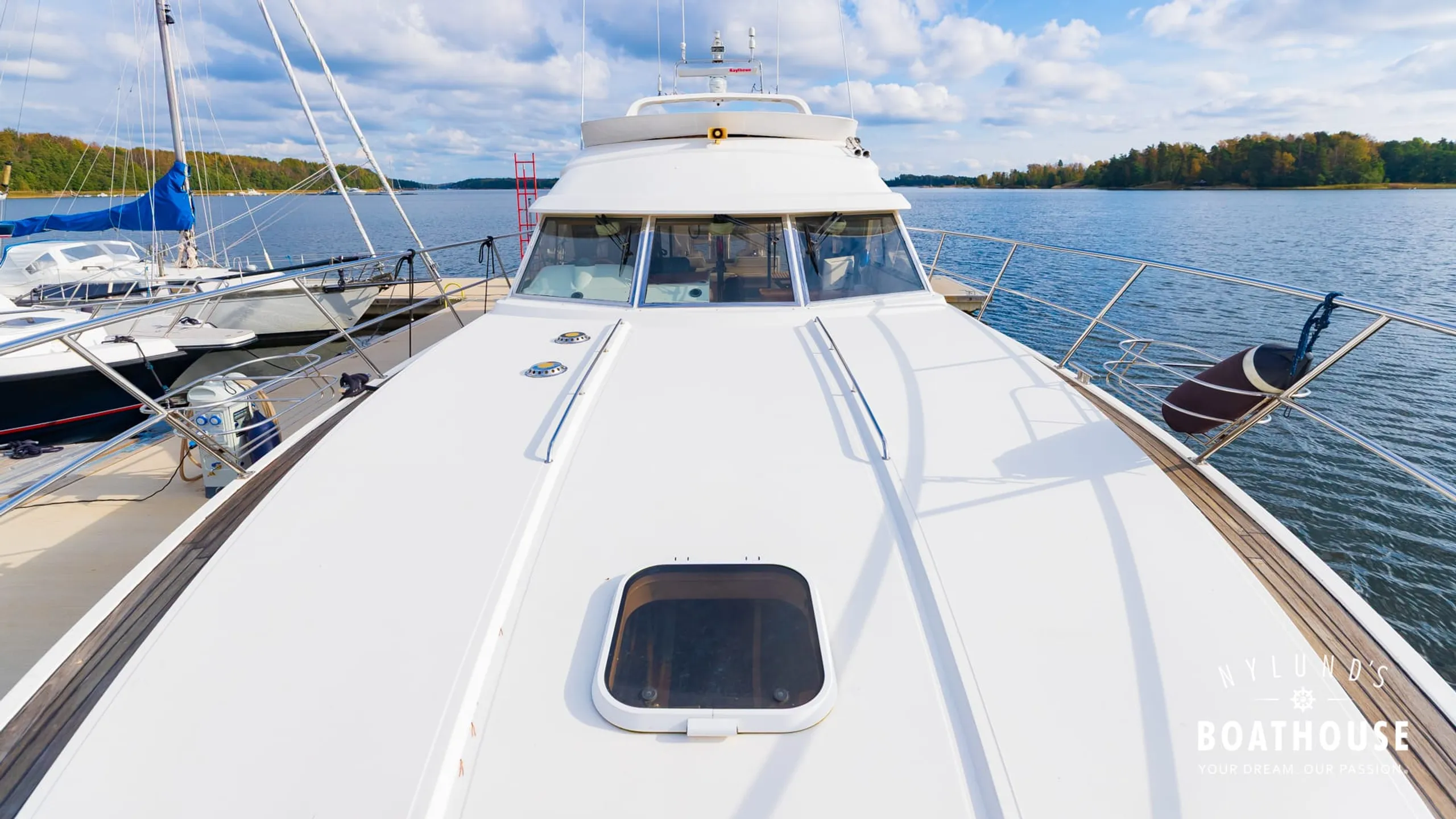 Fairline 50 MK II - Image 9