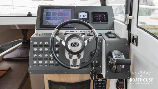 Nordkapp Gran Coupe 905