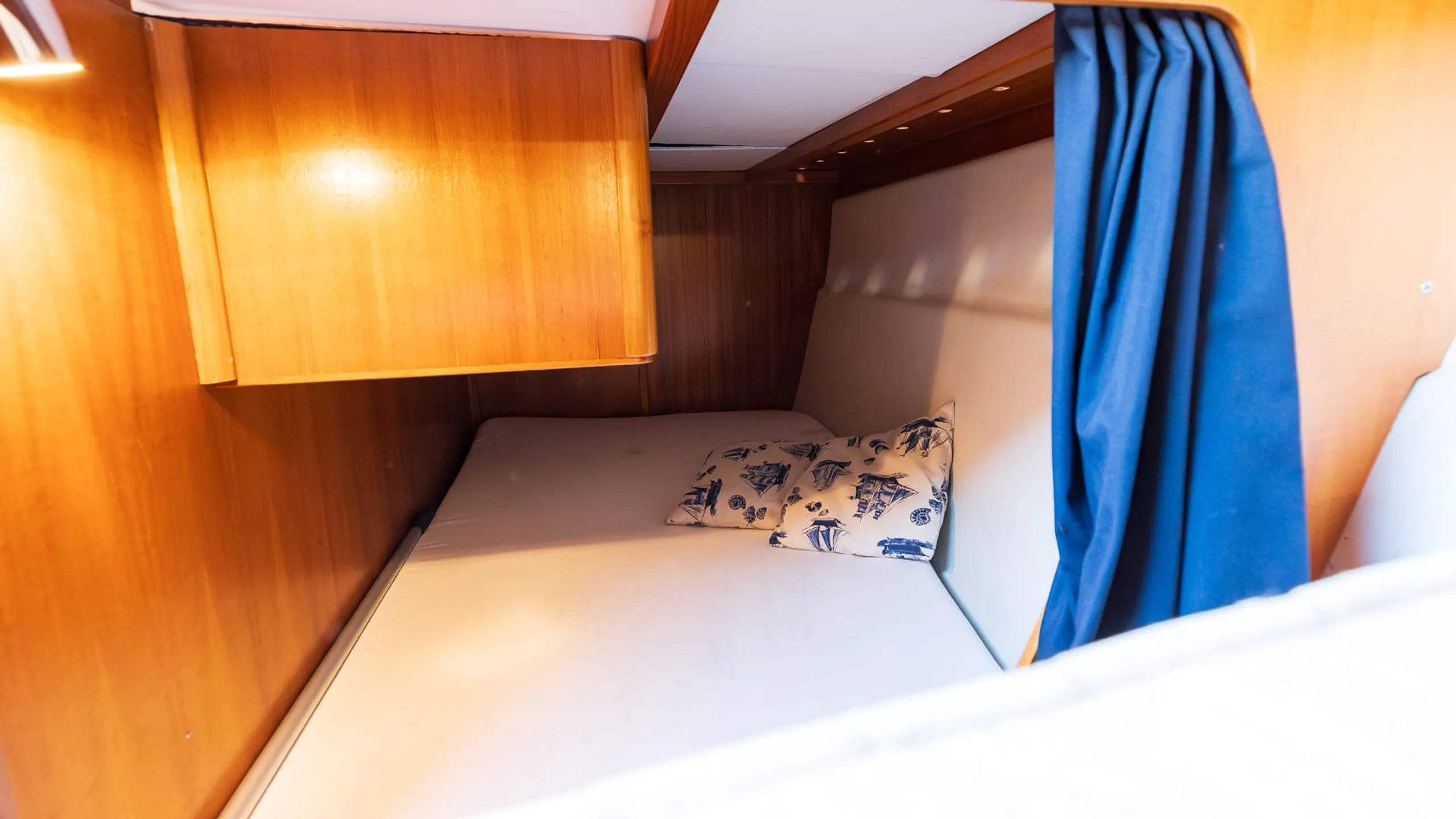 Marino Shark 29 - Image 18