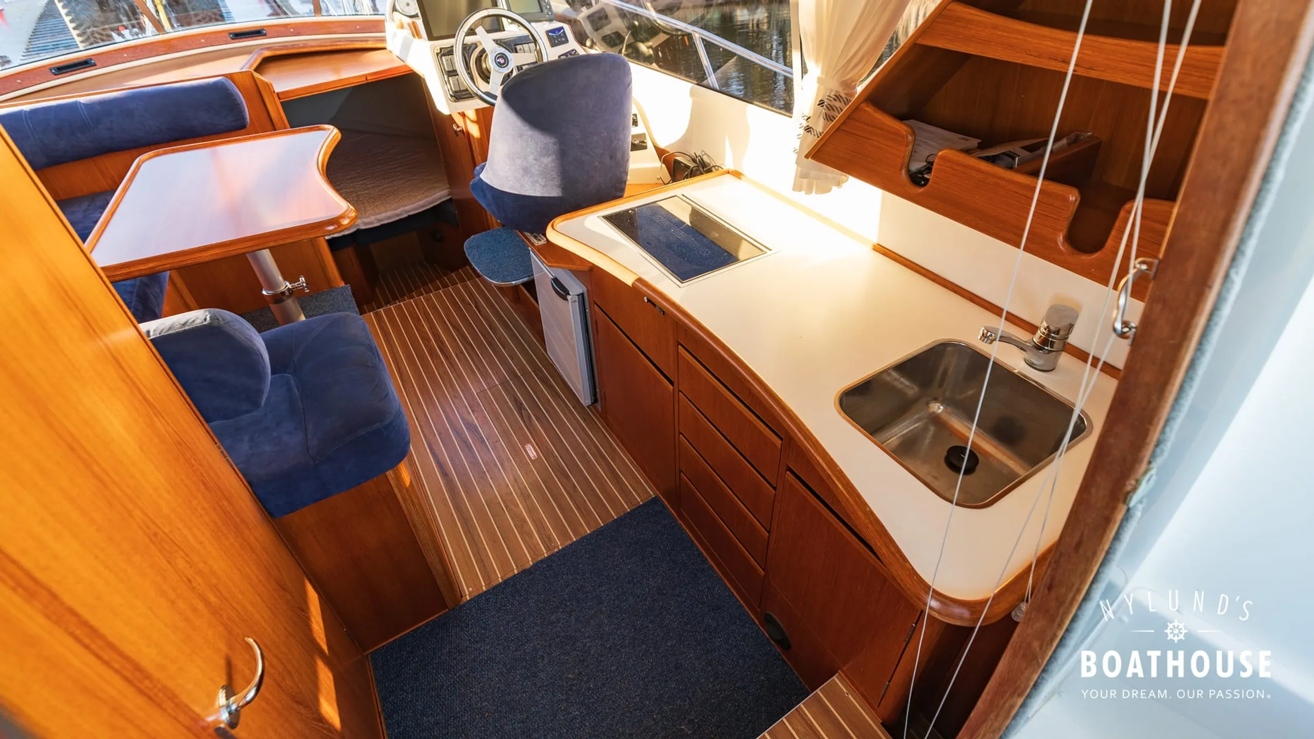Marino Shark 29 - Image 39