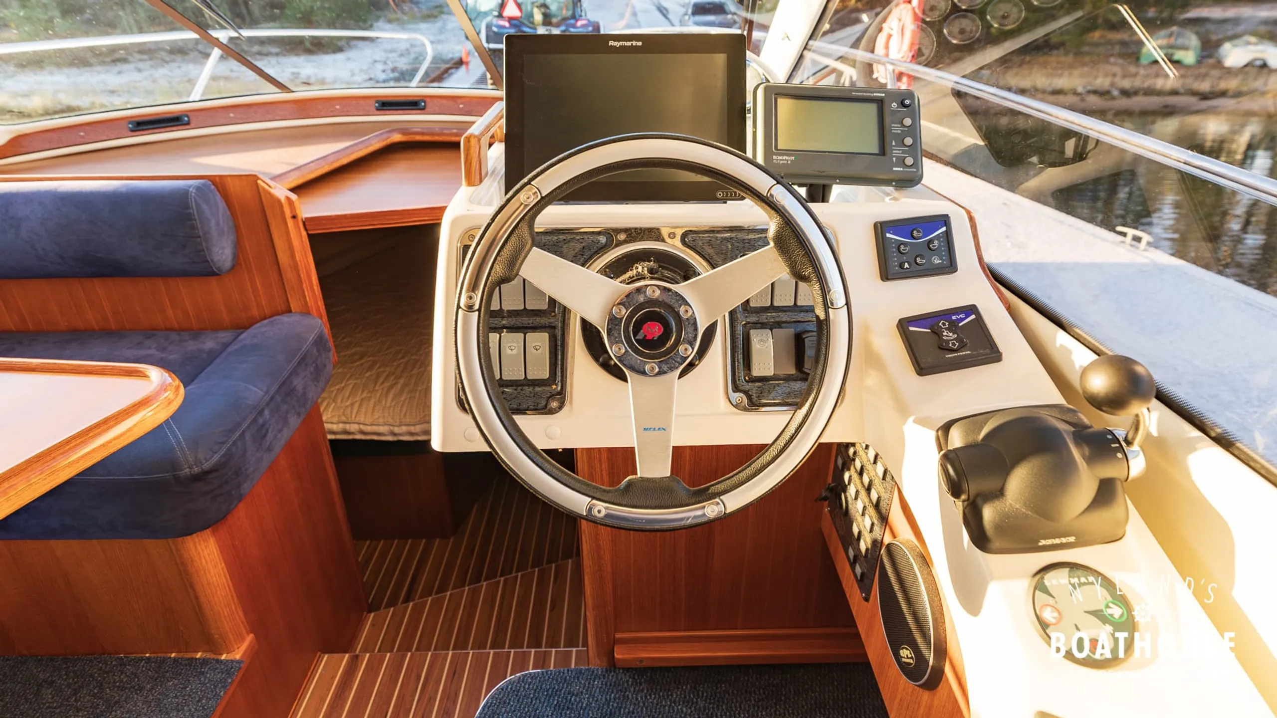 Marino Shark 29 - Image 41