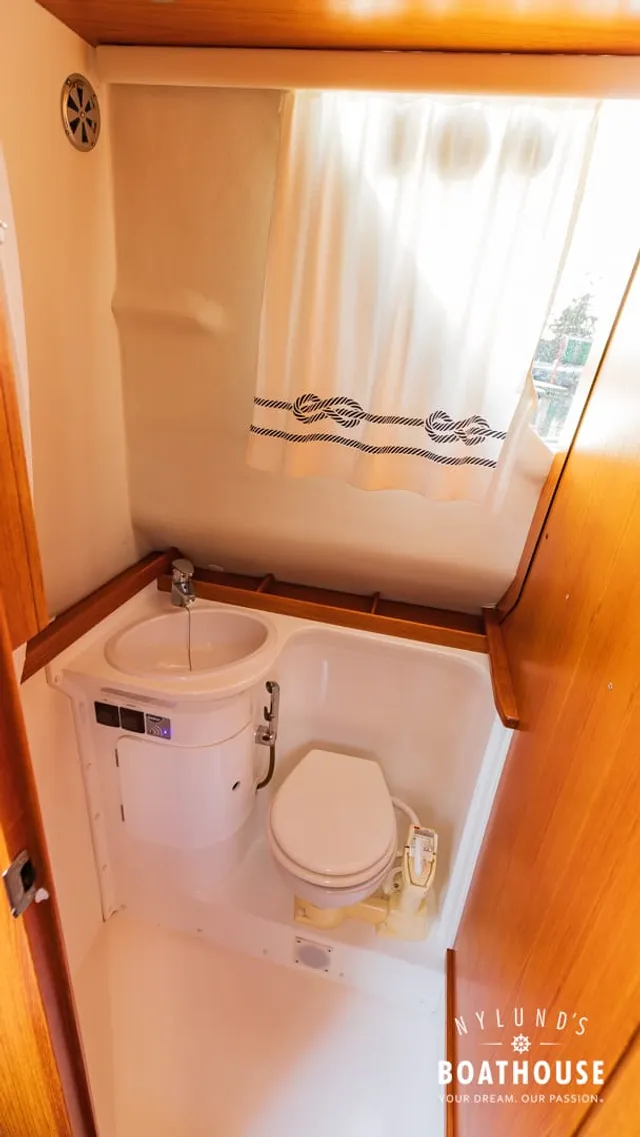 Marino  Shark 29 - Image 28