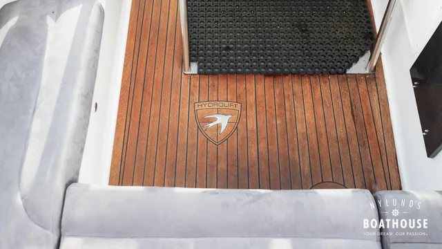 Hydrolift  C-31 R Carbon