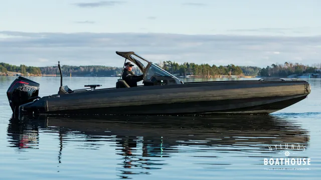 Iron 827 R — Merellä