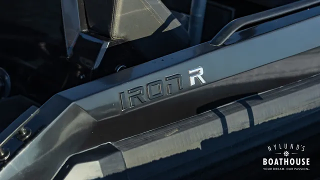 Iron 827 R