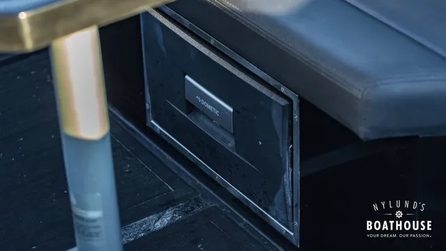 Iron  827 R - Image 40