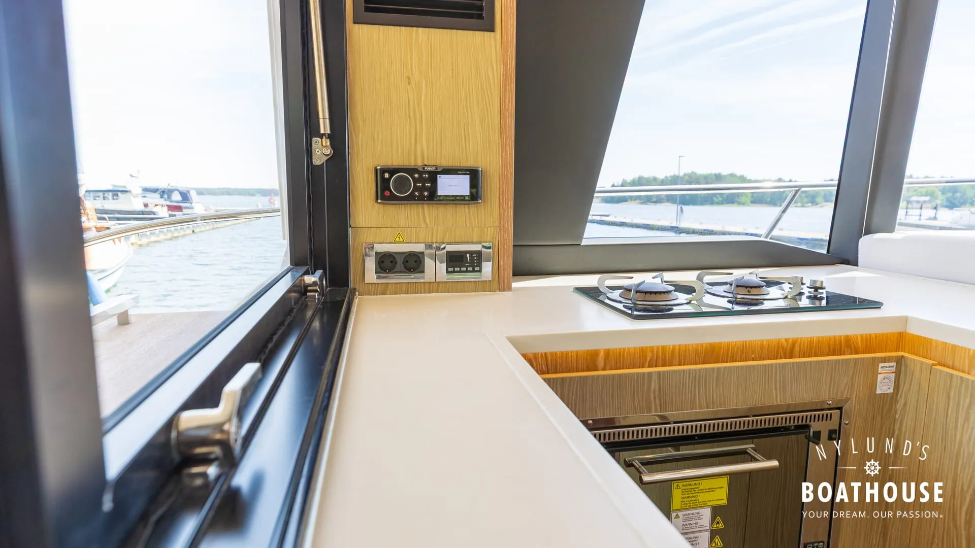 Sealine F430 - Image 129