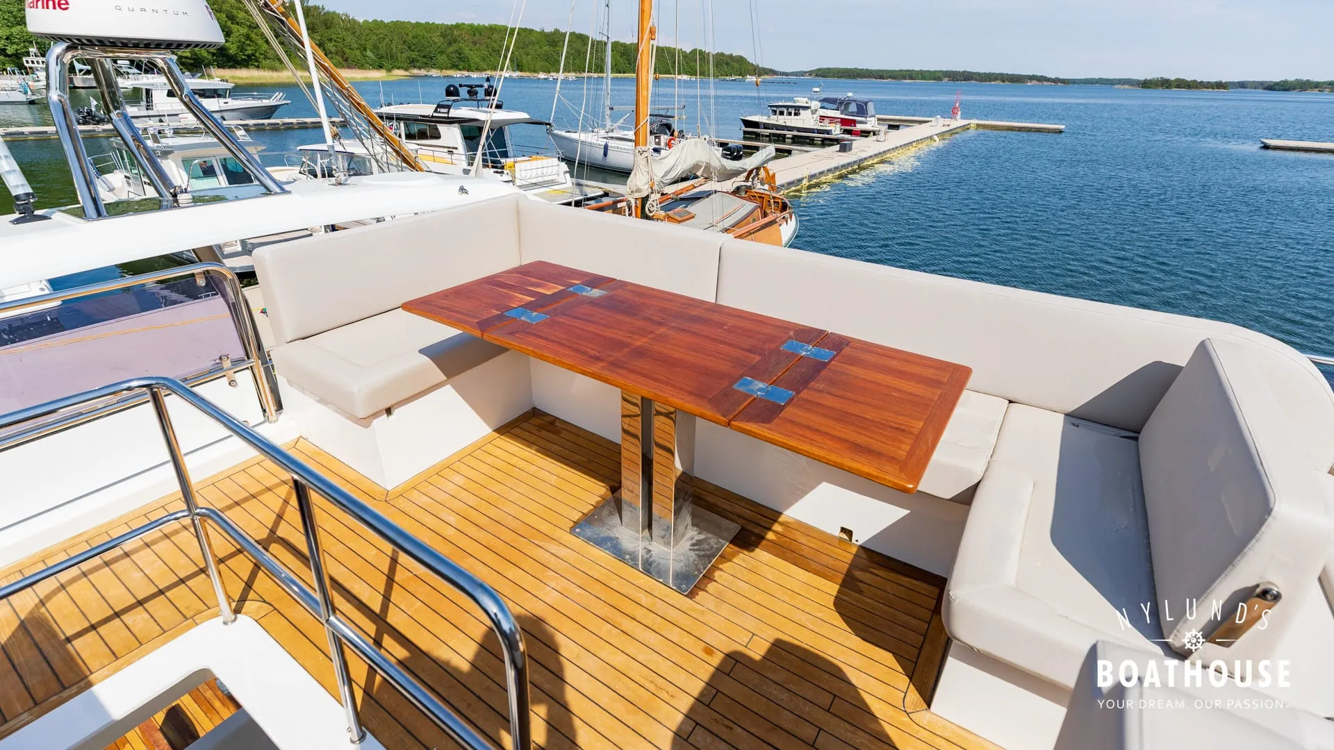 Sealine F430 - Image 115