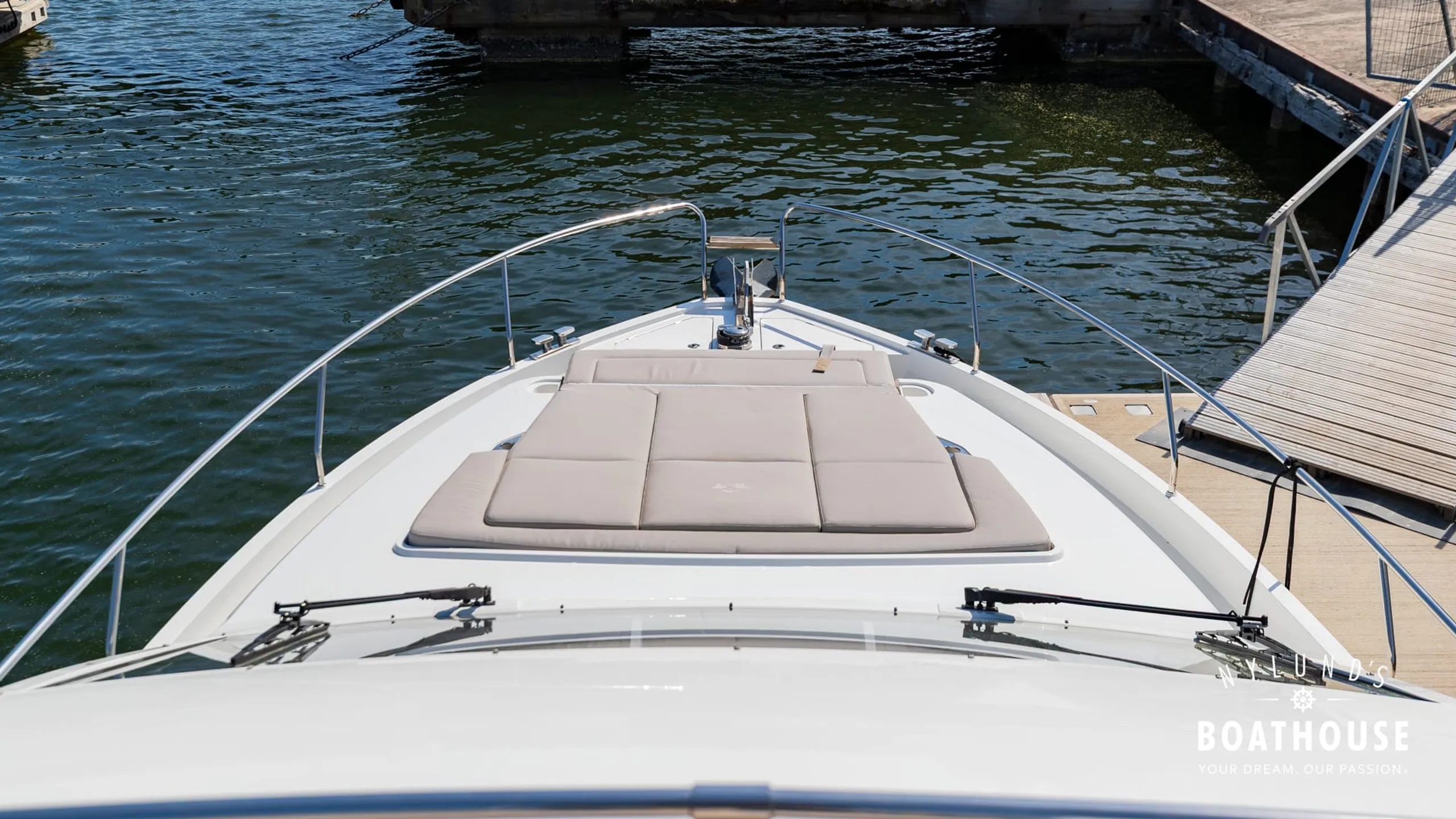 Sealine F430 - Image 133