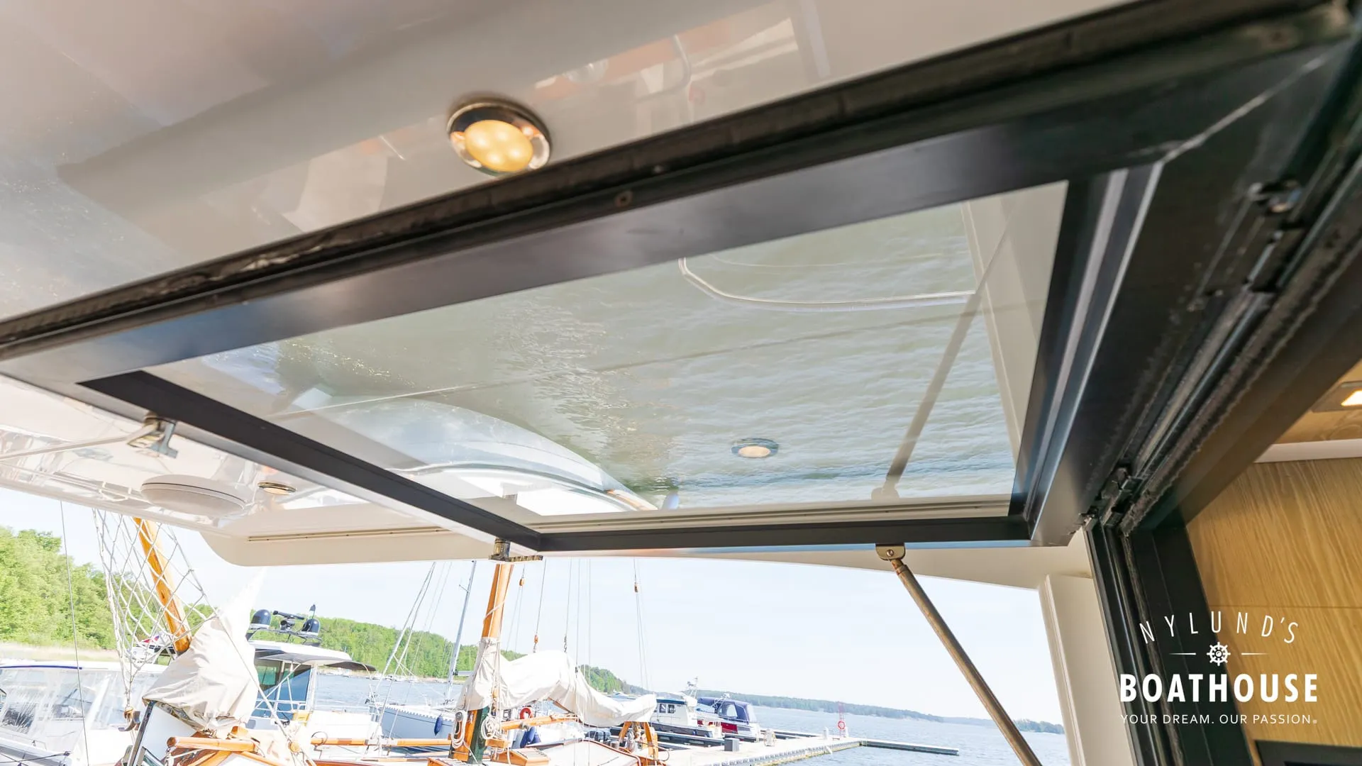 Sealine F430 - Image 140