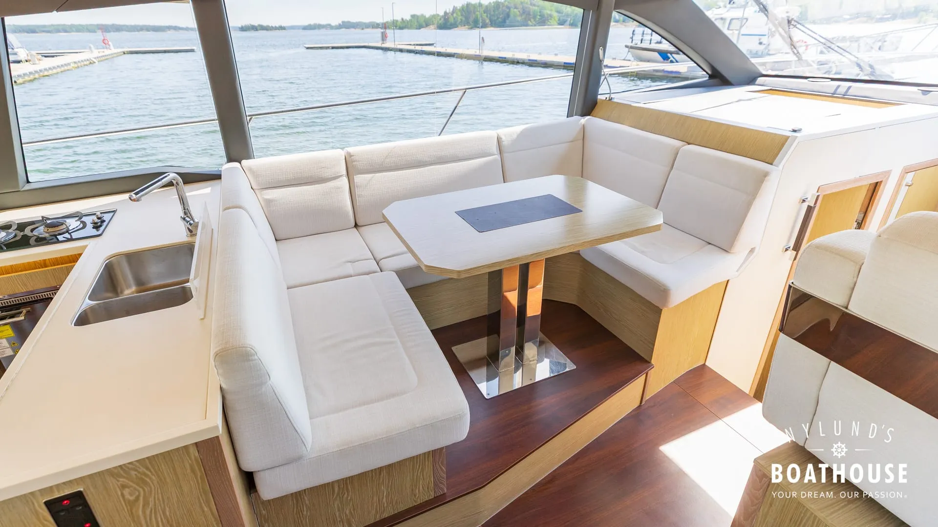 Sealine F430 - Image 54