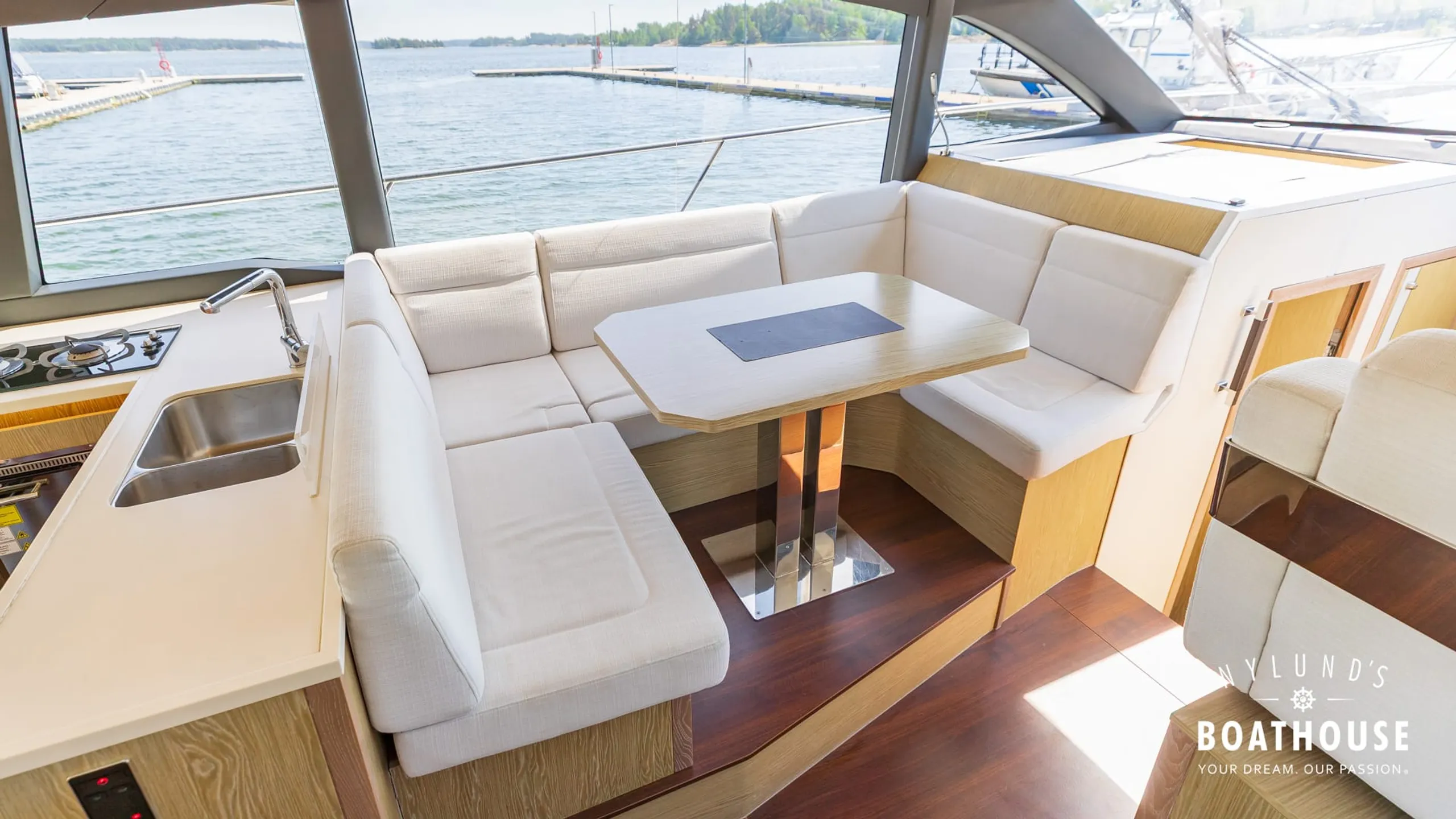 Sealine F430 - Image 54
