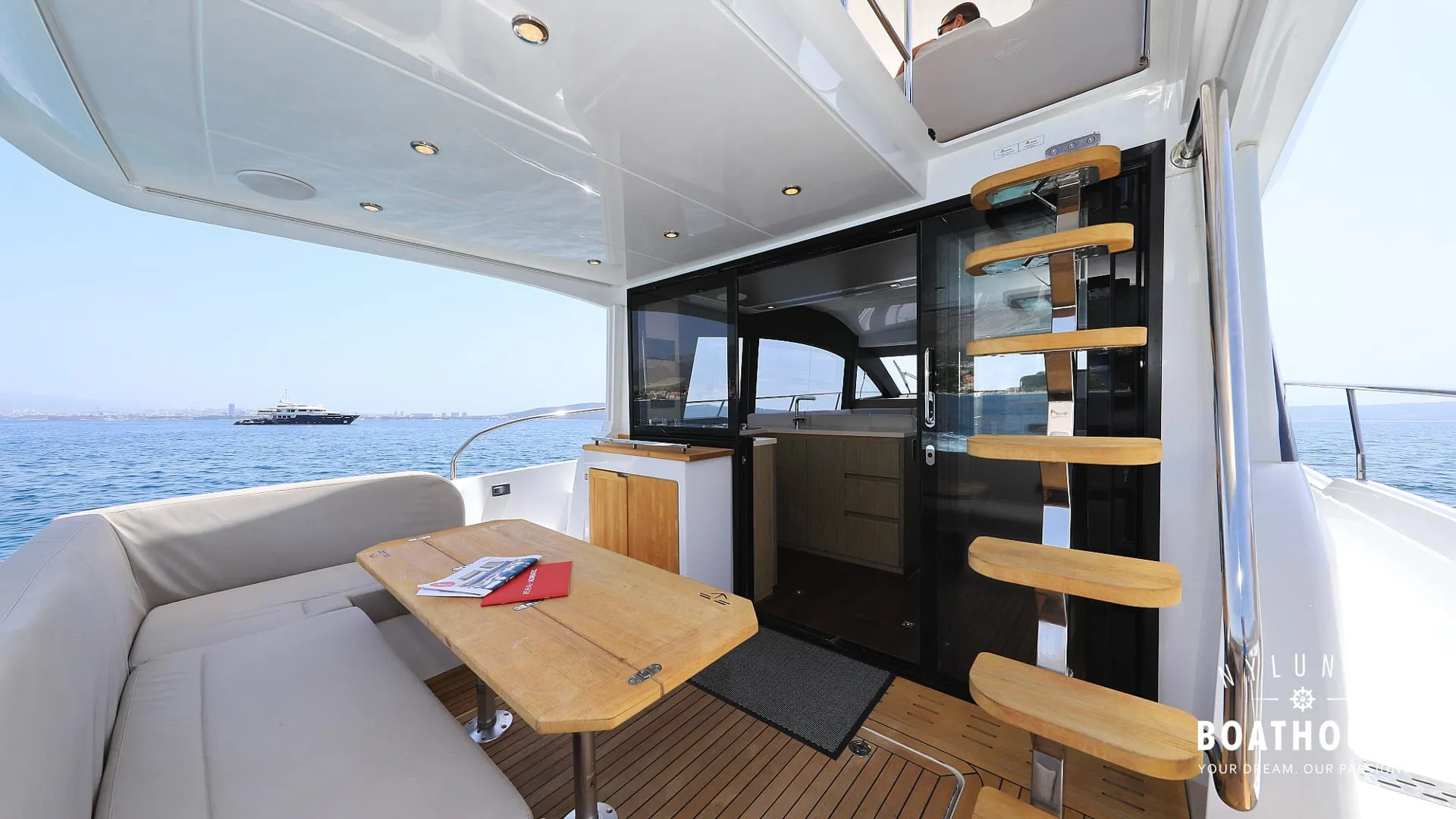 Sealine F430 - Image 141