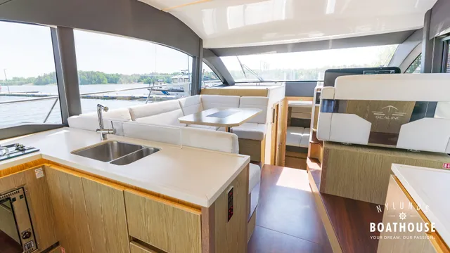 Sealine F430