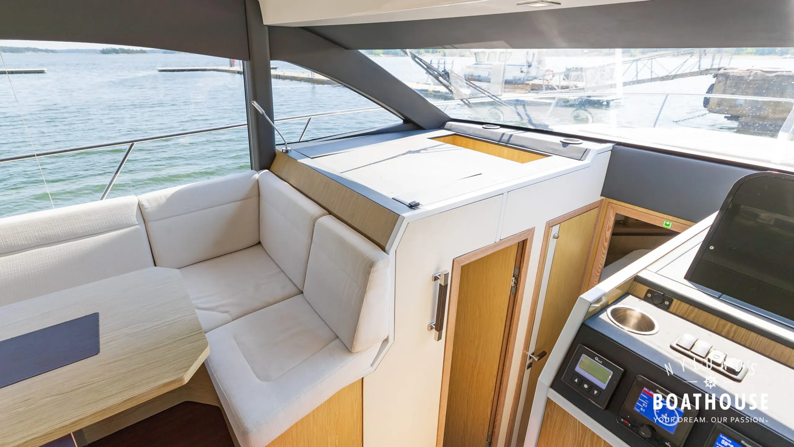 Sealine F430 - Image 48
