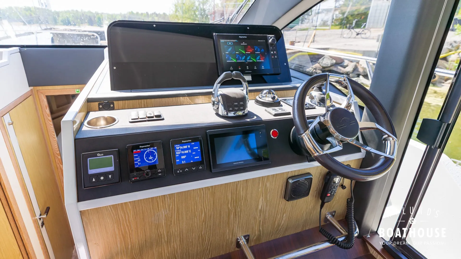 Sealine F430 - Image 62