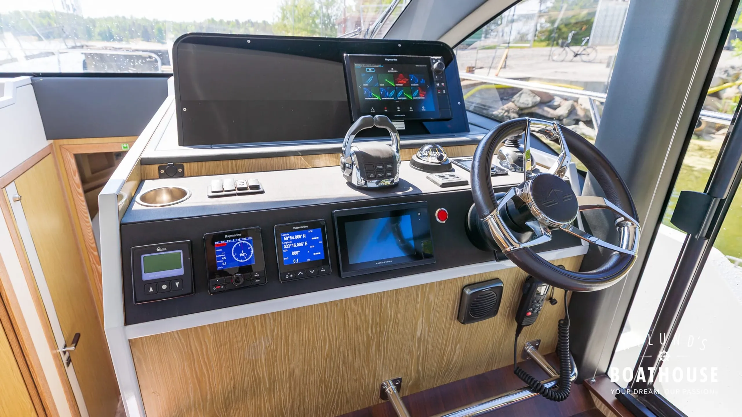 Sealine F430 - Image 62
