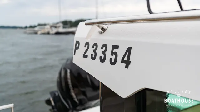 Axopar 28 AC