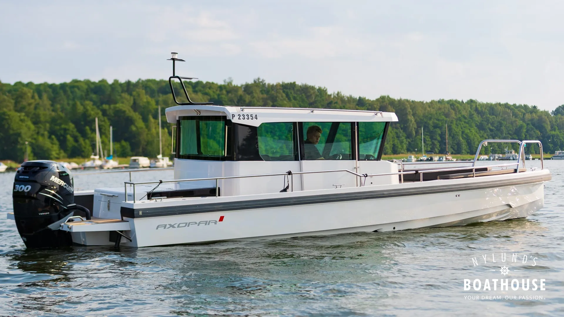 Axopar 28 AC