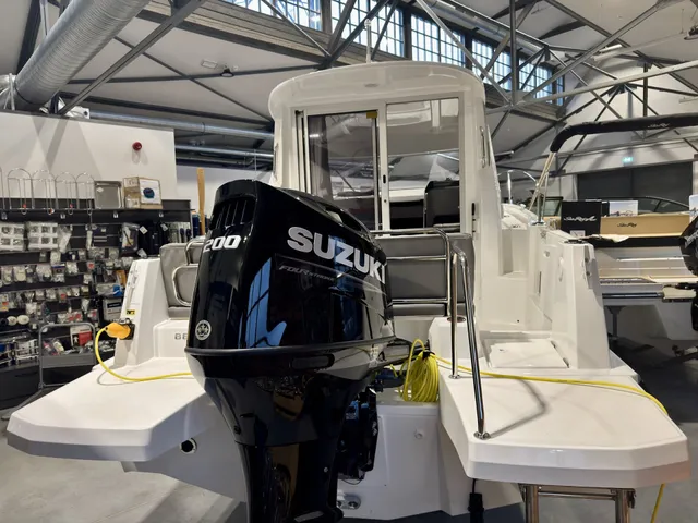 Beneteau Antares 7 - Image 8