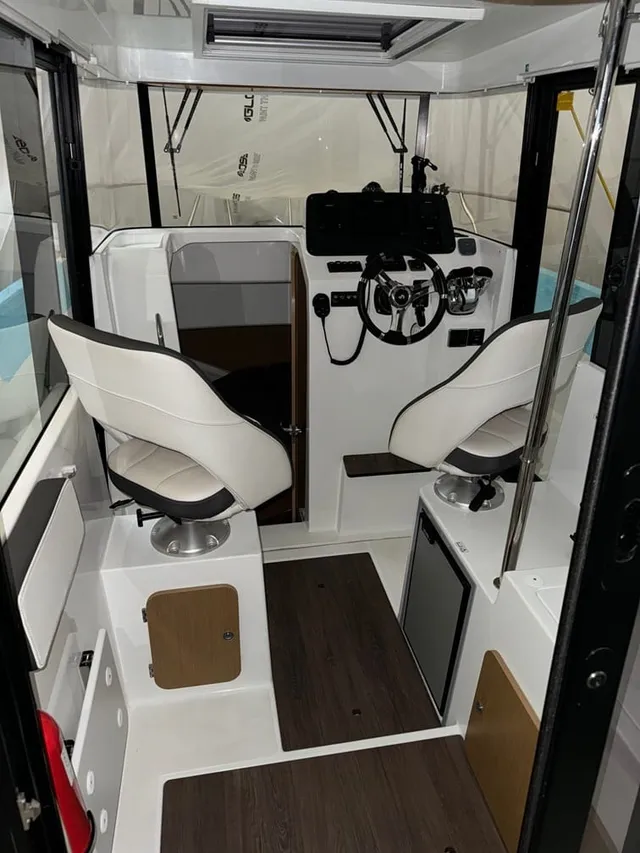 Beneteau  Barracuda 8 - Image 9