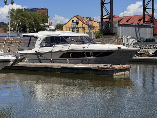 Marex 375 Marex — Merellä