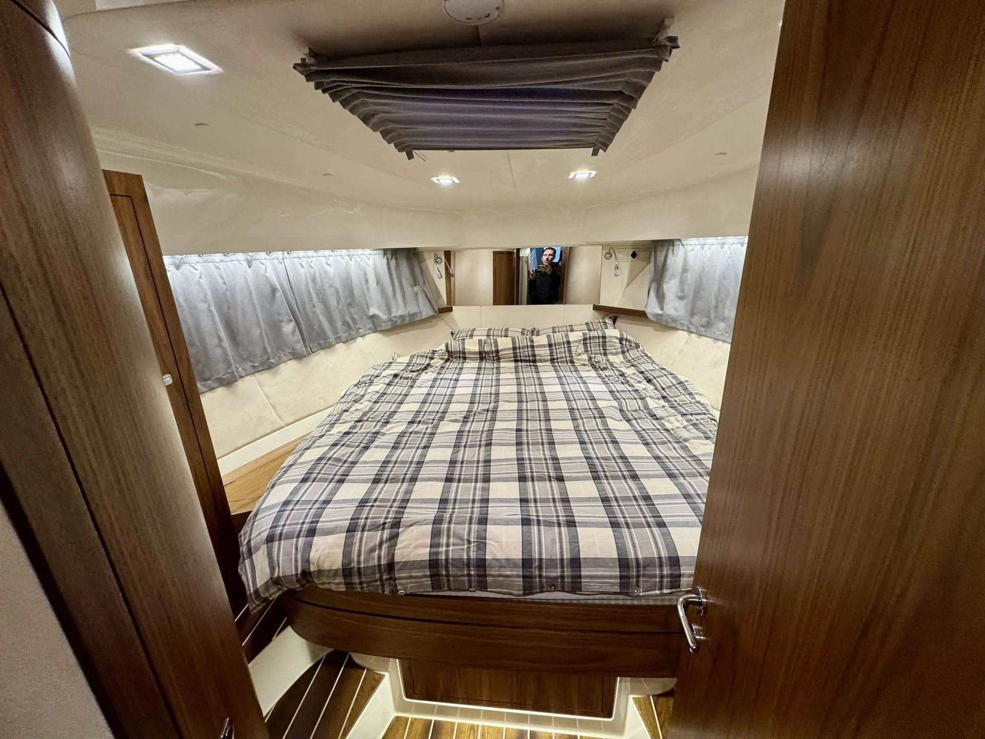 Marex 375 - Image 19