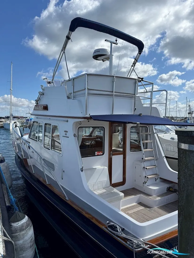 Halvorse 32 Gourmet Cruiser - Image 2