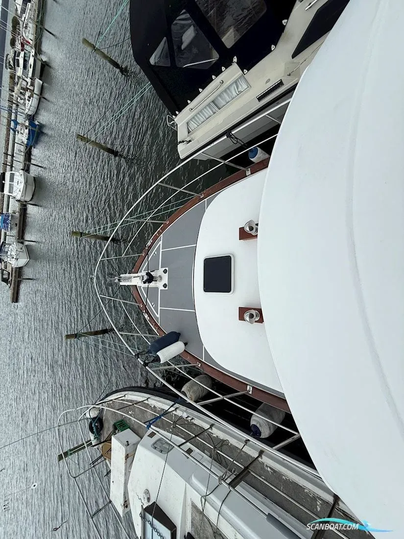 Halvorse 32 Gourmet Cruiser - Image 4