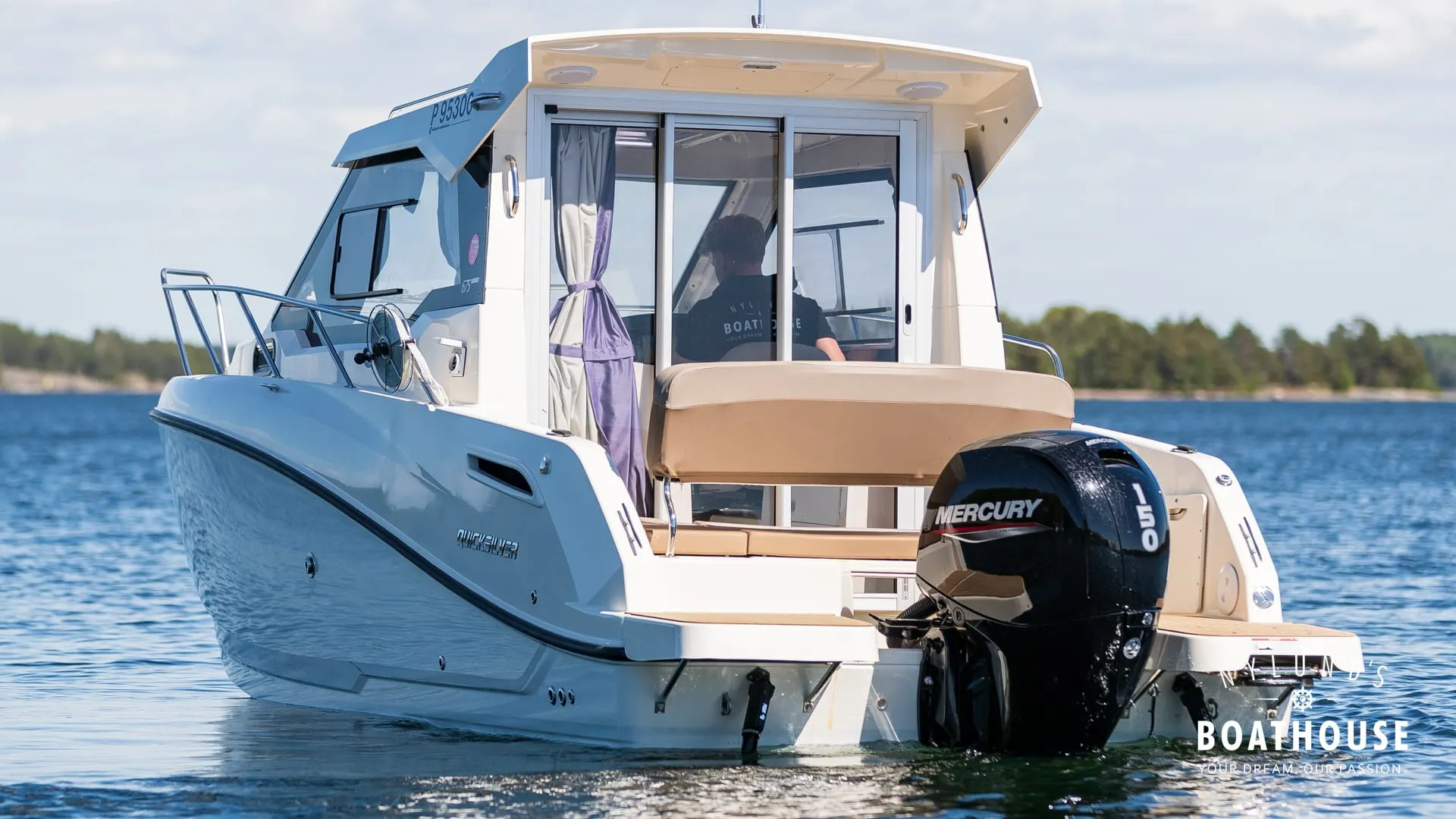 Quicksilver Activ 675 Weekend - Image 7