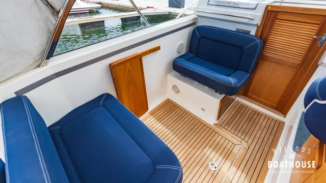 Nimbus 27 Nova S — Interior