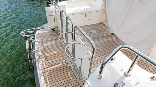 Nimbus 27 Nova S — Exterior