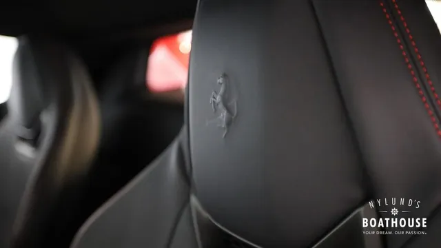 Ferrari 296 GTB — Intérieur