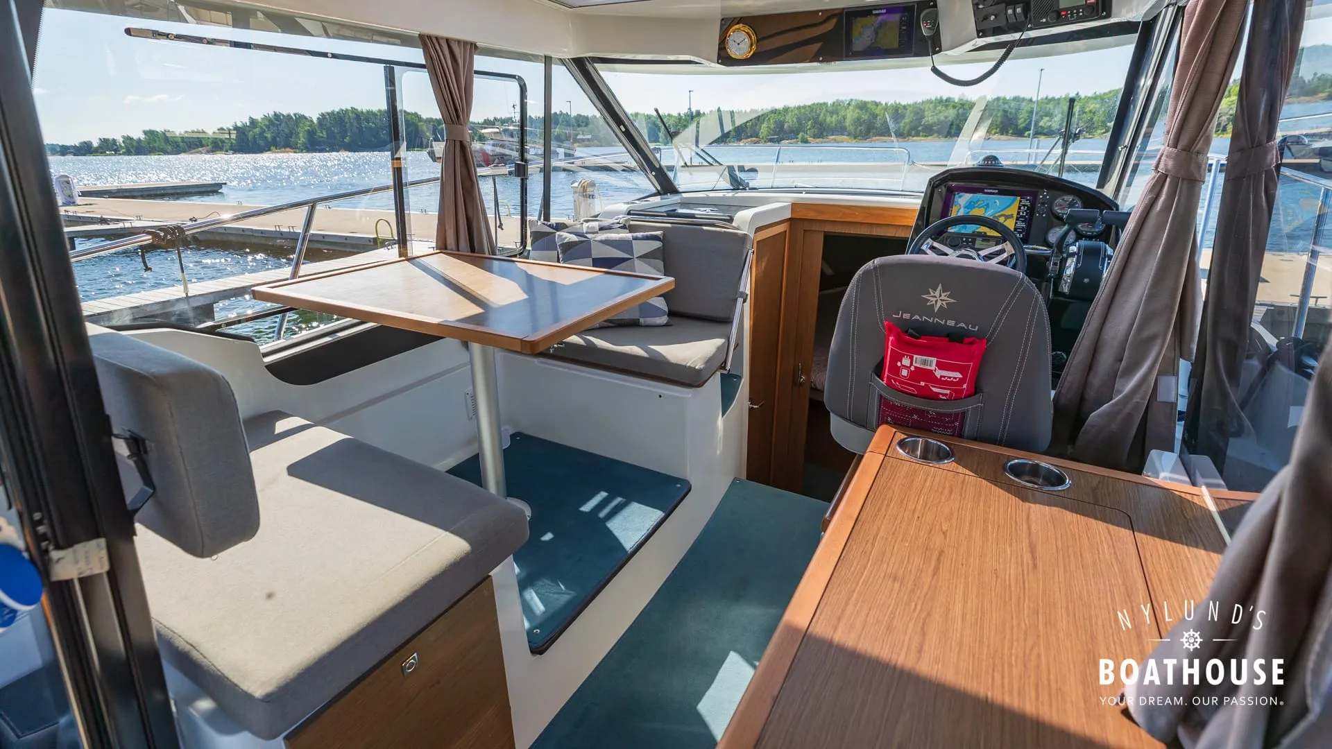 Jeanneau Merry Fisher 895 Cruiser - Image 63