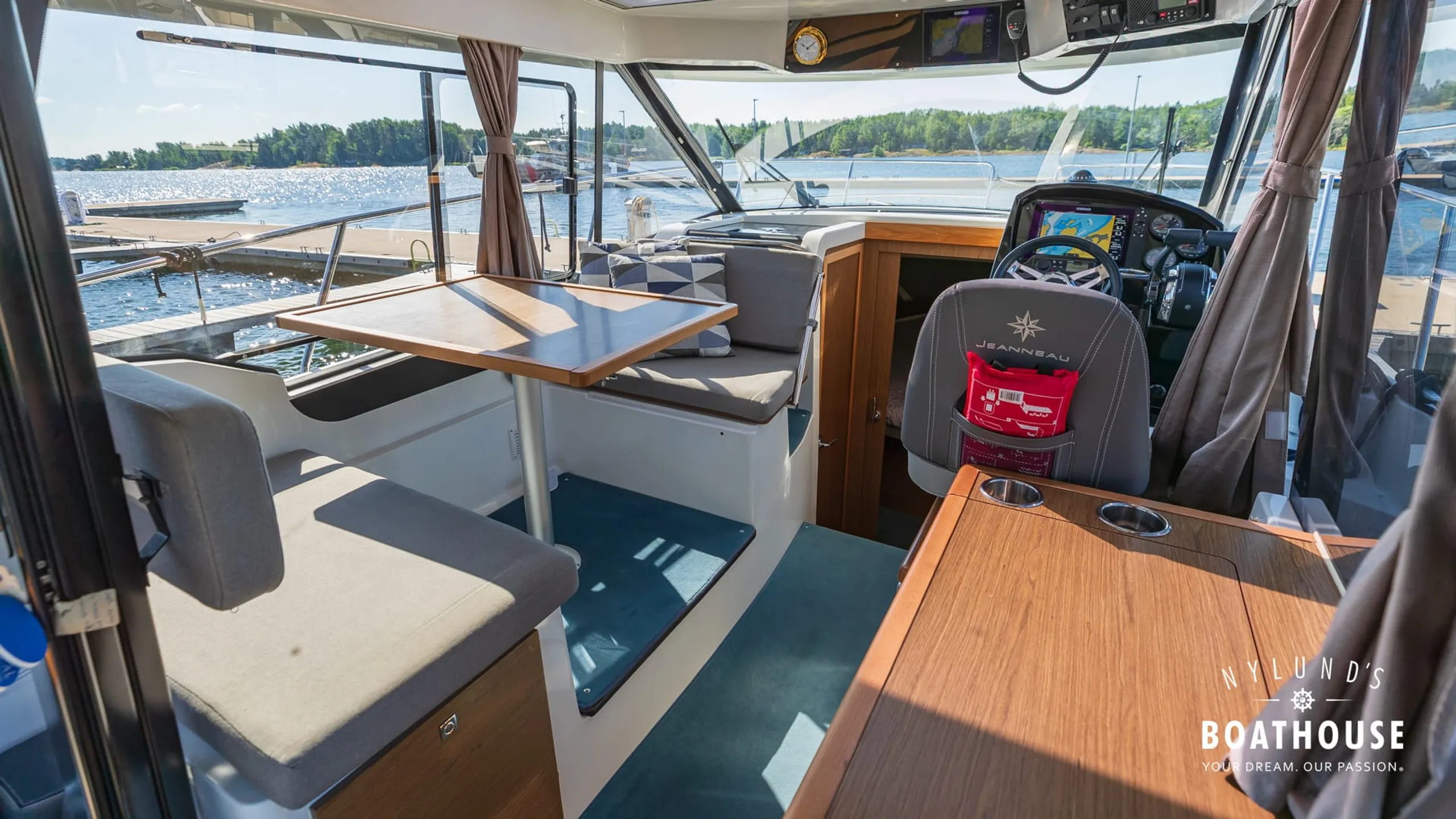 Jeanneau Merry Fisher 895 Cruiser - Image 63