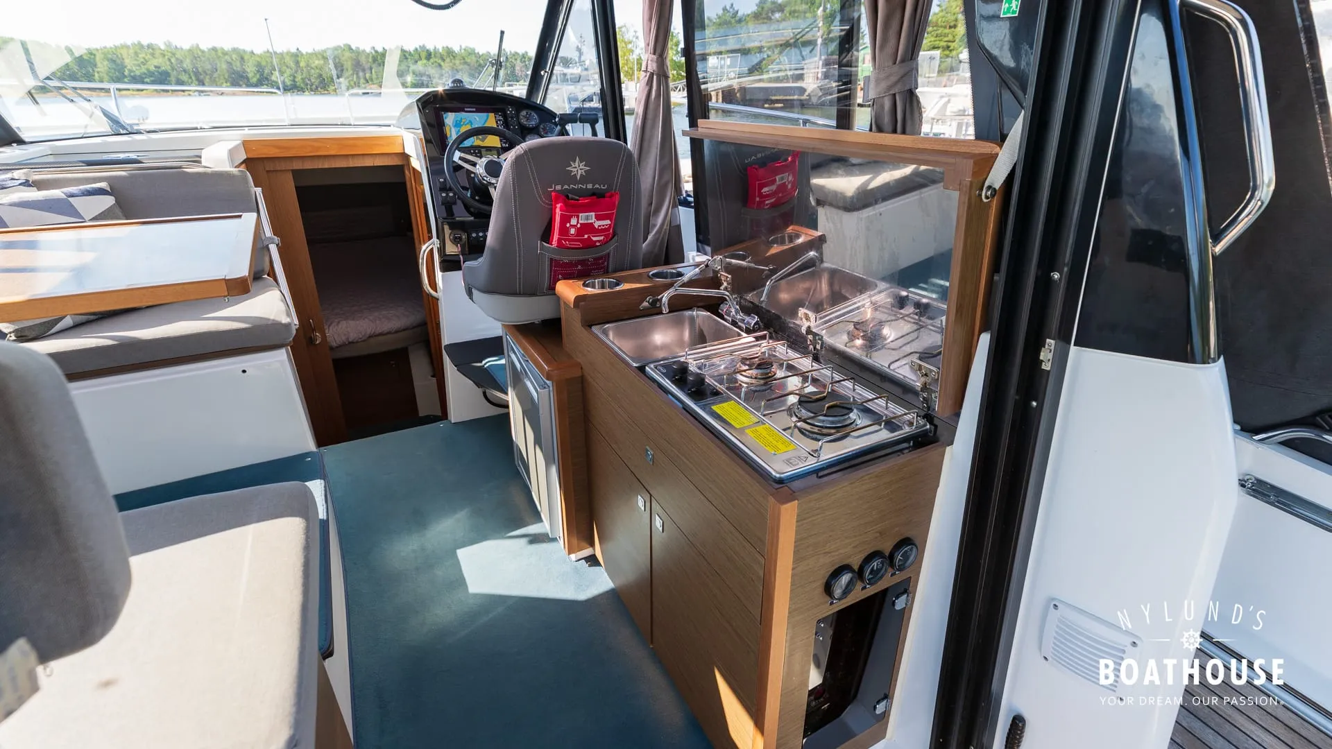 Jeanneau Merry Fisher 895 Cruiser - Image 65