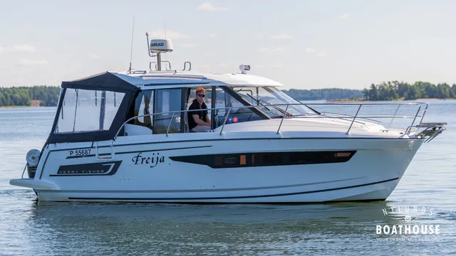 Jeanneau Merry Fisher 895 Cruiser