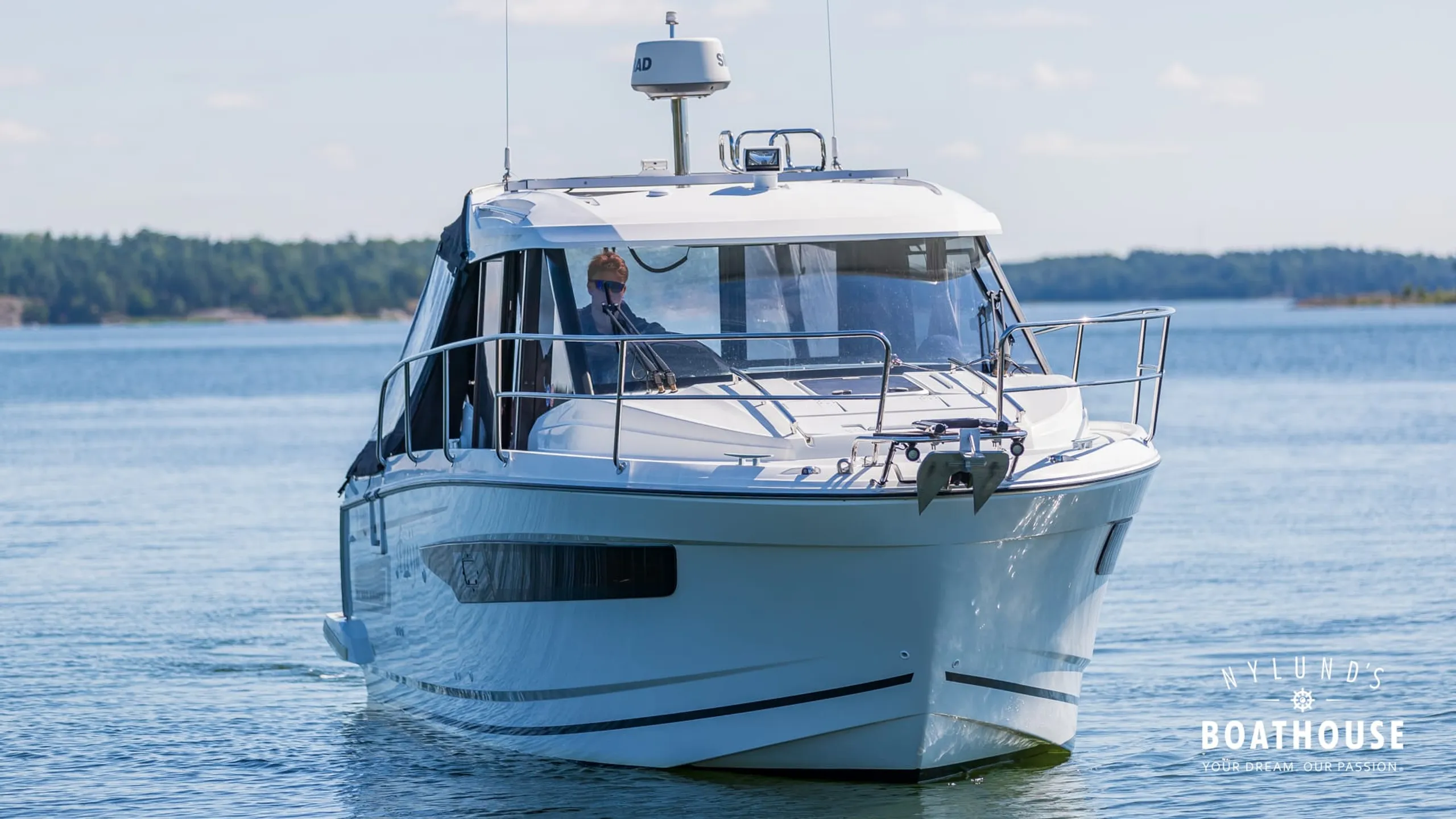 Jeanneau Merry Fisher 895 Cruiser - Image 38