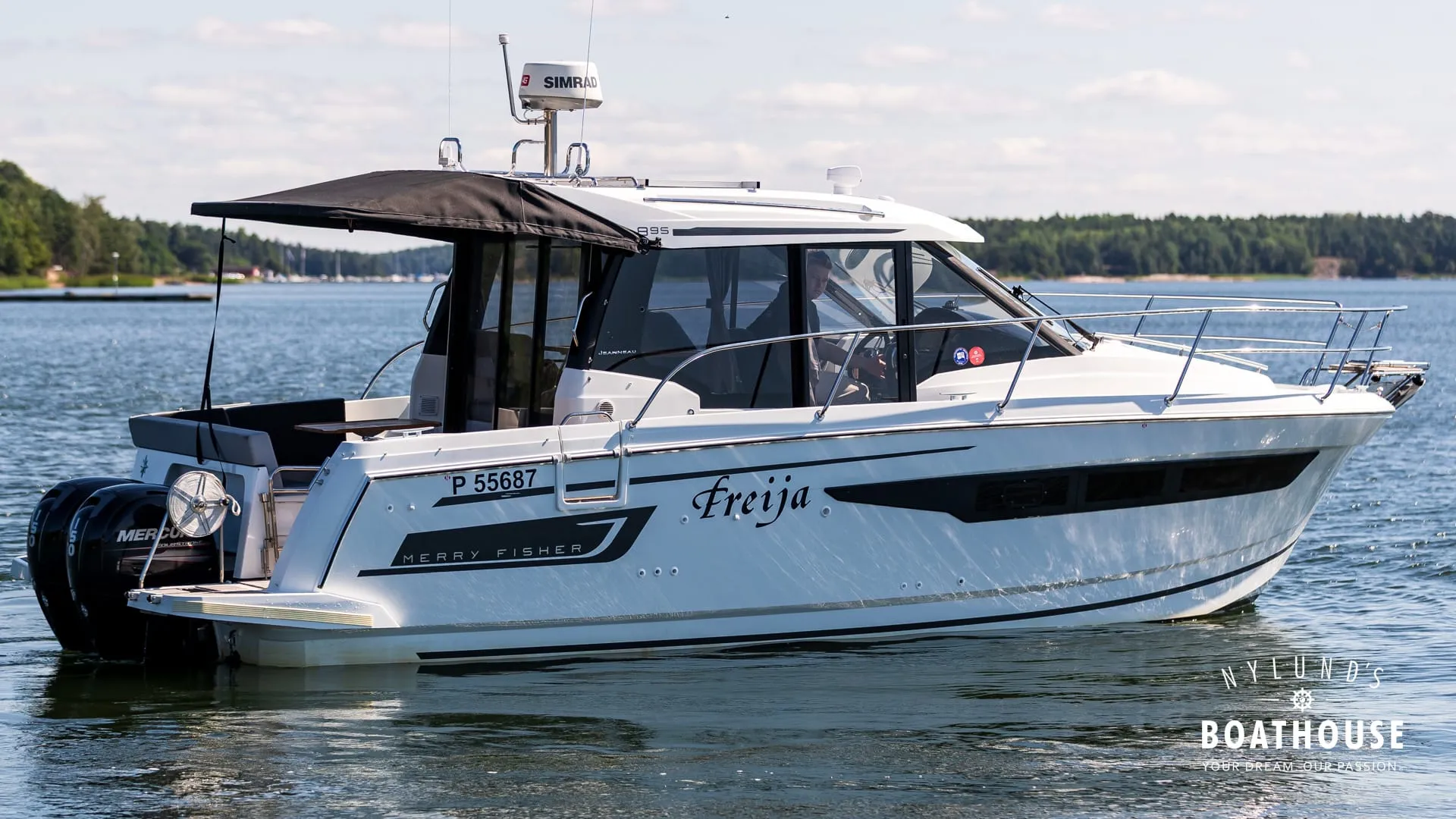 Jeanneau Merry Fisher 895 Cruiser - Image 1