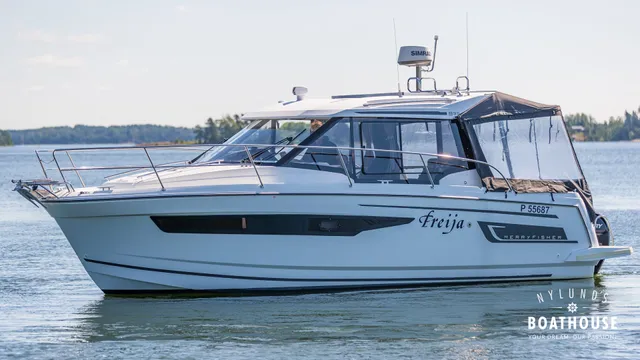 Jeanneau Merry Fisher 895 Cruiser