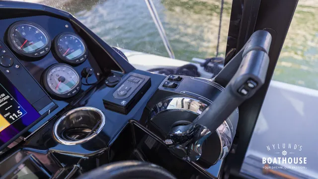 Jeanneau Merry Fisher 895 Cruiser — Ulkopuoli