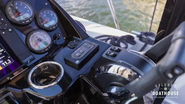 Jeanneau Merry Fisher 895 Cruiser — Ulkopuoli