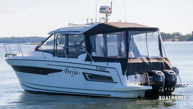 Jeanneau Merry Fisher 895 Cruiser